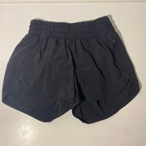 Lululemon Track That Short 3’ Size: 4